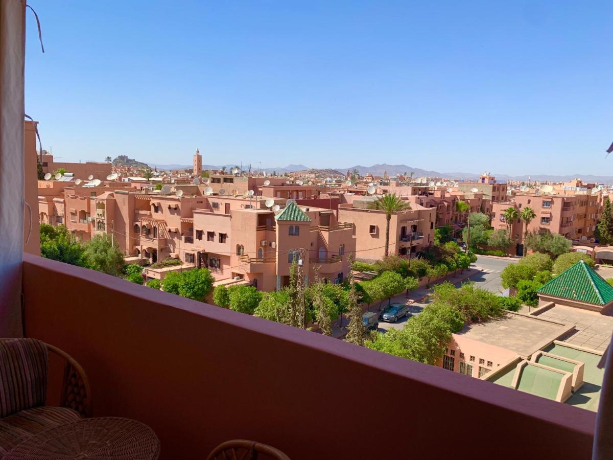 Moderne, Lumineux & Spacieux Avec Balcon -Central -Wifi-Smart Tv-Clim マラケシュ エクステリア 写真